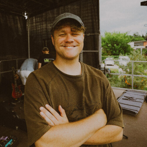 4C6A9B0D-B2E7-4519-B52B-0C7339A29AD5